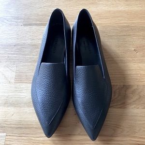 Everlane. The Boss Flat. Black. Size 8.5.